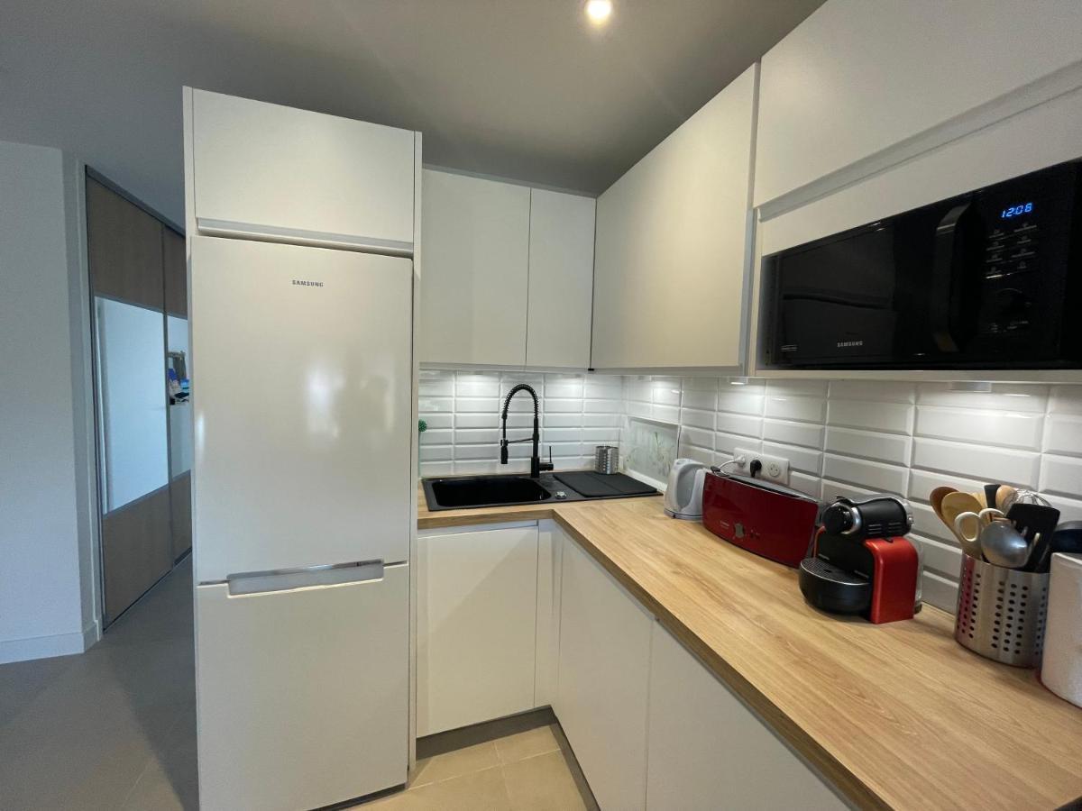 קאן סור מר Vue Sur Mer - Magnifique Appartement Tout Confort - Terrasse Et Parking Prive מראה חיצוני תמונה