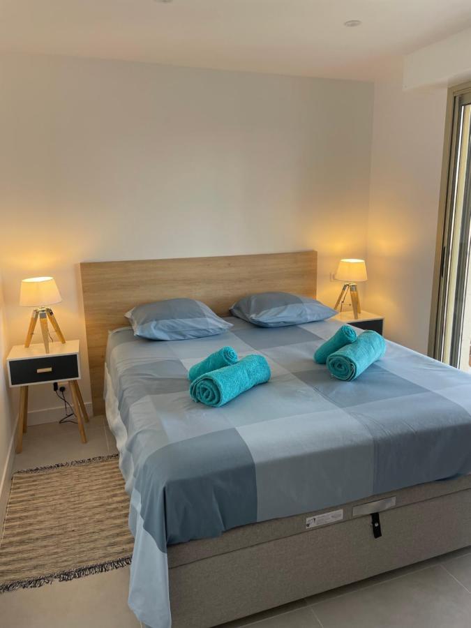 קאן סור מר Vue Sur Mer - Magnifique Appartement Tout Confort - Terrasse Et Parking Prive מראה חיצוני תמונה