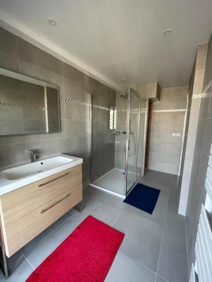 קאן סור מר Vue Sur Mer - Magnifique Appartement Tout Confort - Terrasse Et Parking Prive מראה חיצוני תמונה